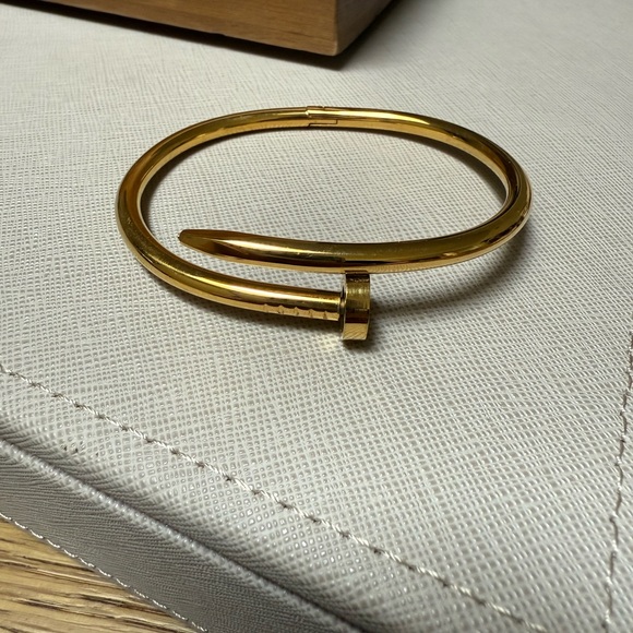 Juste Un Clou Nail Bracelet Gold Plated Stainless Steel - Picture 3 of 3